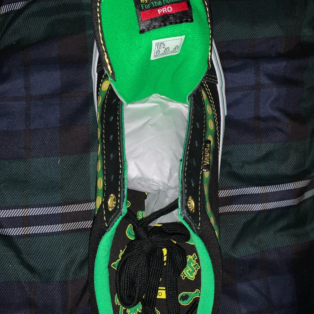 Shake junt vans